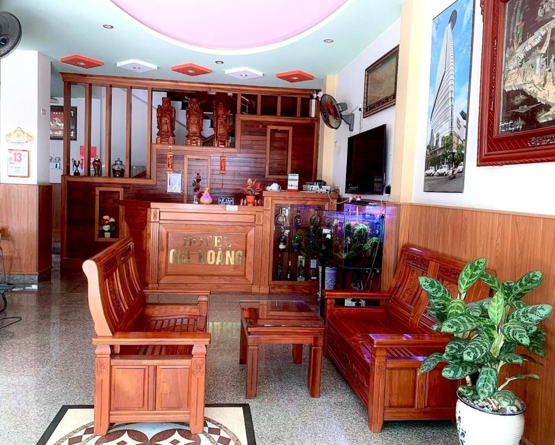 Gia Hoang Hotel Куинён Экстерьер фото