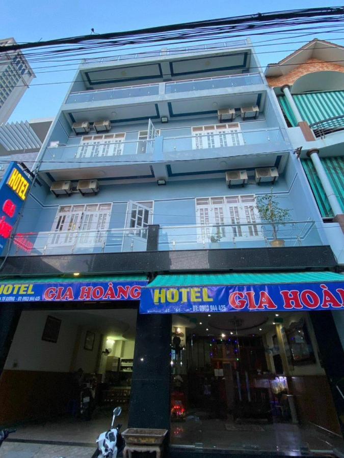 Gia Hoang Hotel Куинён Экстерьер фото